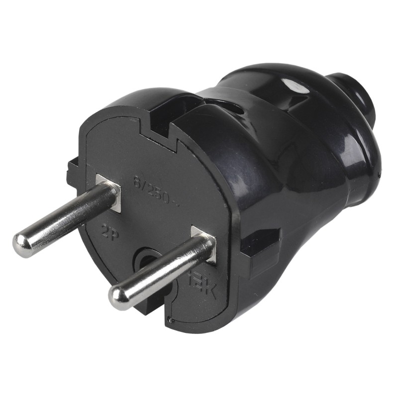 Вилка штепсельная черная 6А