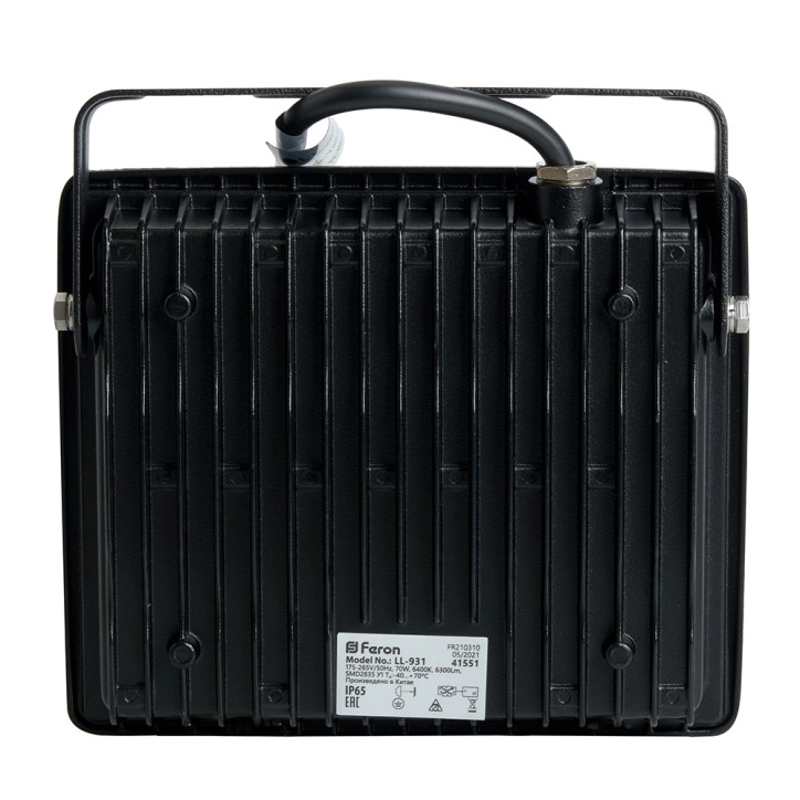 Прожектор светодиодный ДО-70w 6400К 6300Лм IP65 черный Прожектор светодиодный ДО-70w 6400К 6300Лм IP65 черный