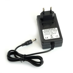 Прожектор светодиодный ДО-100w переносной аккумуляторный 6400K IP66 с зарядным устройством