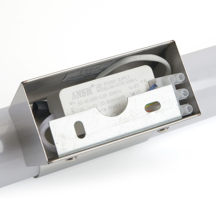 Светильник светодиодный ДБО-12w 4000К 900Лм хром подсветка для зеркал Светильник светодиодный ДБО-12w 4000К 900Лм хром подсветка для зеркал