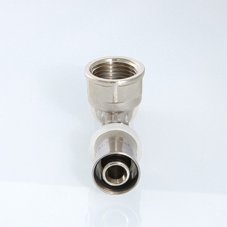 Тройник пресс 26x1' ВР