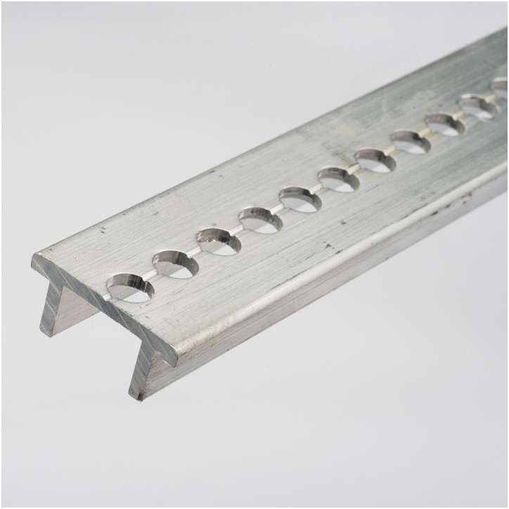 Профиль-основание алюминиевый для установки наборных шинодержателей 2 м PROxima Профиль-основание алюминиевый для установки наборных шинодержателей 2 м PROxima