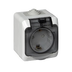 ЭТЮД Розетка наружная с заземлением со шторками IP44 серая