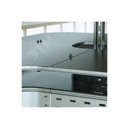 Крышка на лоток с заземлением основание 400мм L-3000мм толщина 1.5мм цинк-ламельная