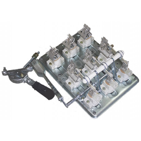 Рубильник РПС 4 400А левый У3 без ПН2