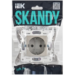 SKANDY Розетка с заземлением с защитными шторками 16А безвинтовое крепление SK-R06Sh шампань IEK