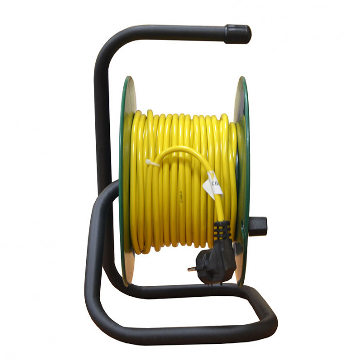 Удлинитель ТМ Союз силовой на катушке с 4 гнезда 2200 Вт с заземлением 50м Удлинитель ТМ Союз силовой на катушке с 4 гнезда 2200 Вт с заземлением 50м