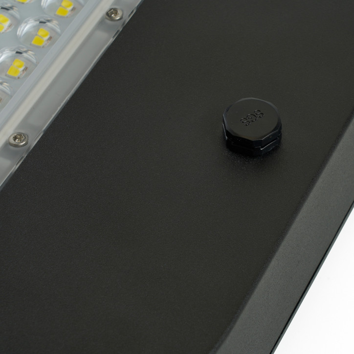 Светильник уличный светодиодный 50W 6000lm 4000K SP7030 черный