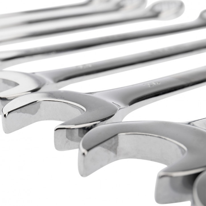 Набор комбинированных ключей 6-32 мм 26 предметов Набор комбинированных ключей 6-32 мм 26 предметов