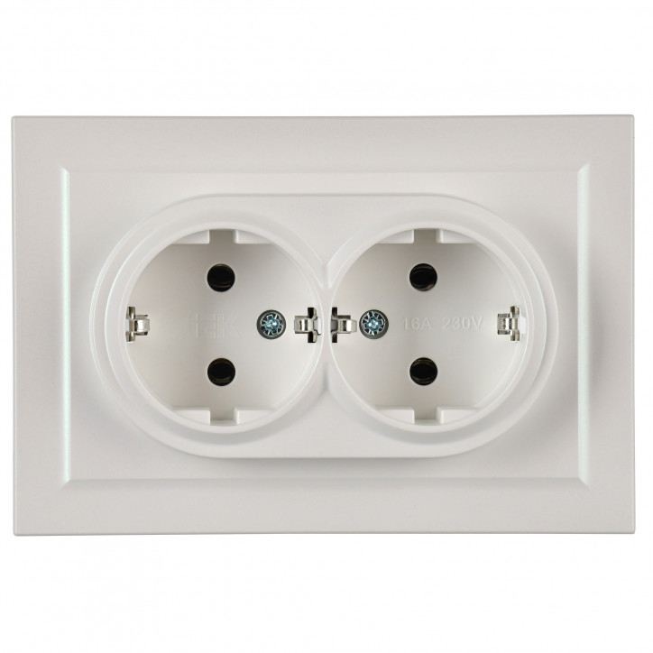 BRITE Розетка двойная с заземлением без защитных шторок 16А в сборе РС12-3-БрЖ жемчуг BRITE Розетка двойная с заземлением без защитных шторок 16А в сборе РС12-3-БрЖ жемчуг