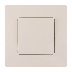 Переключатель одноклавишный IP44 - Legrand Etika - 10А 250В безвинтовые зажимы - слоновая кость