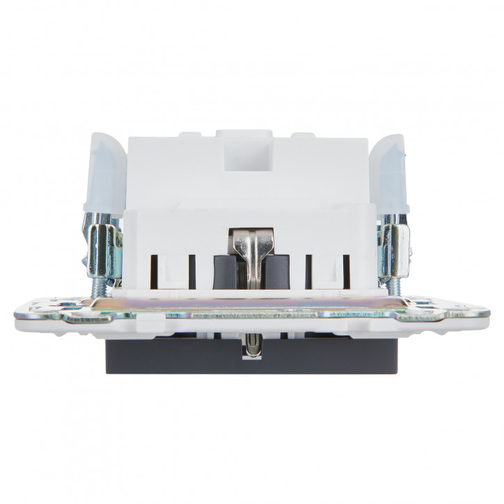 SKANDY Розетка с заземлением с защитными шторками 16А безвинтовое крепление SK-R06T титан IEK