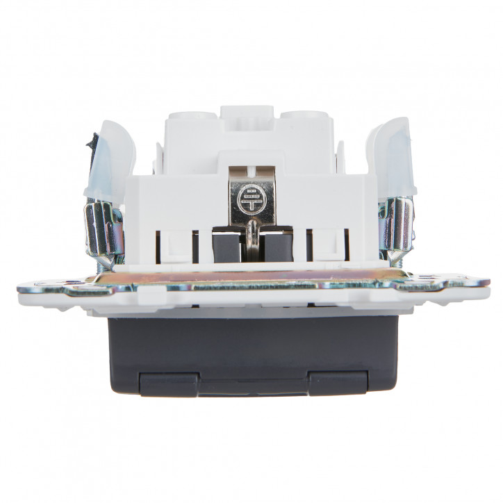 SKANDY Розетка 1-местная с заземлением с защитными шторками и крышкой 16А IP44 SK-R11T титан IEK SKANDY Розетка 1-местная с заземлением с защитными шторками и крышкой 16А IP44 SK-R11T титан IEK