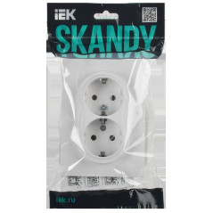 SKANDY Розетка 2-местная с заземлением с защитными шторками 16А в сборе SK-R07W арктический белый IEK
