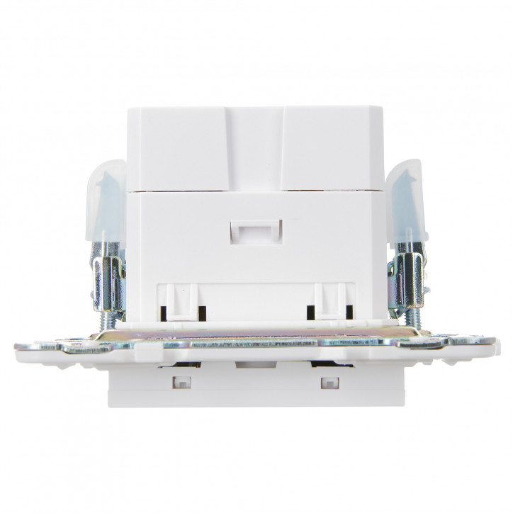 SKANDY Розетка USB A+C 18Вт SK-R13W арктический белый IEK SKANDY Розетка USB A+C 18Вт SK-R13W арктический белый IEK