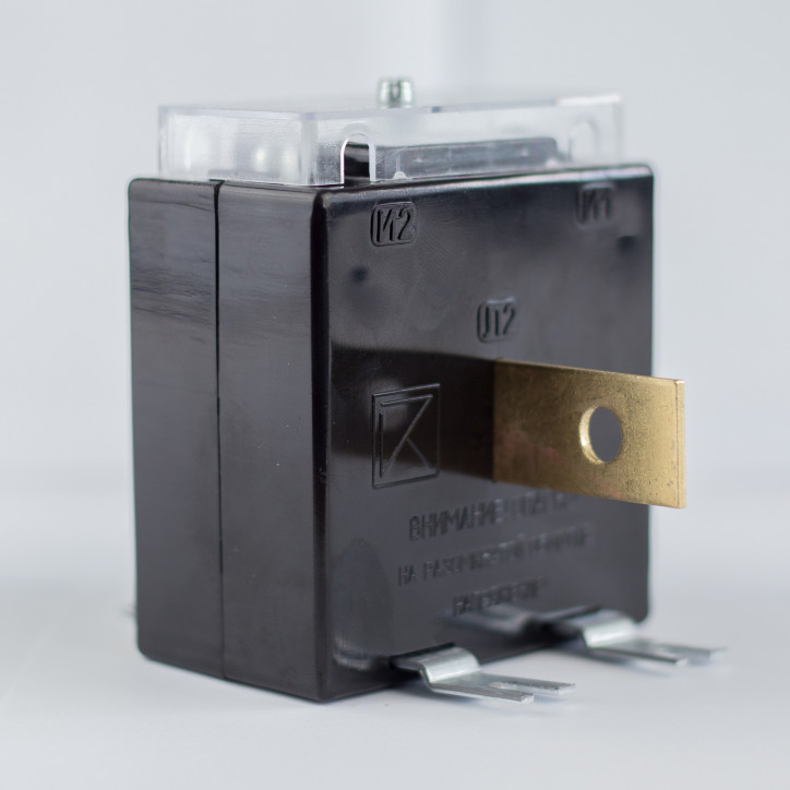 Трансформатор тока измерительный Т-0,66 5 ВА 0,5 50/5