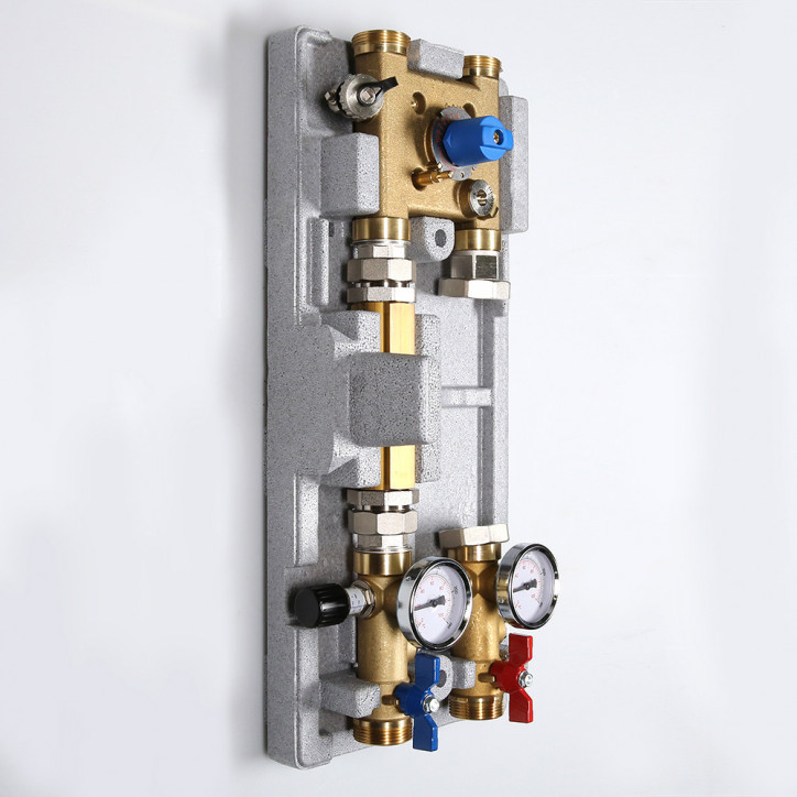 Группа насосная для систем VARIMIX 1'1/4 - 3W-KV4 с байпасом и трехходовым клапаном Группа насосная для систем VARIMIX 1'1/4 - 3W-KV4 с байпасом и трехходовым клапаном