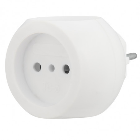 Тройник электрический Шар 220 В, 6 А, белый