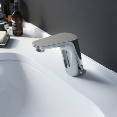 Смеситель для умывальника сенсорный Pulse