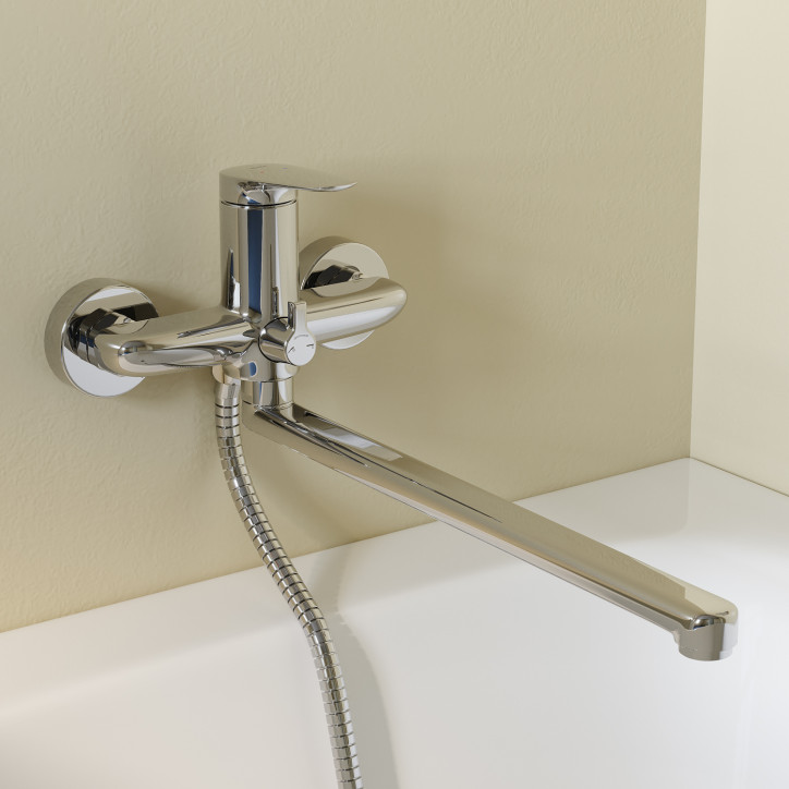 Смеситель для ванны с длинным изливом глянцевый хром Zodiac X