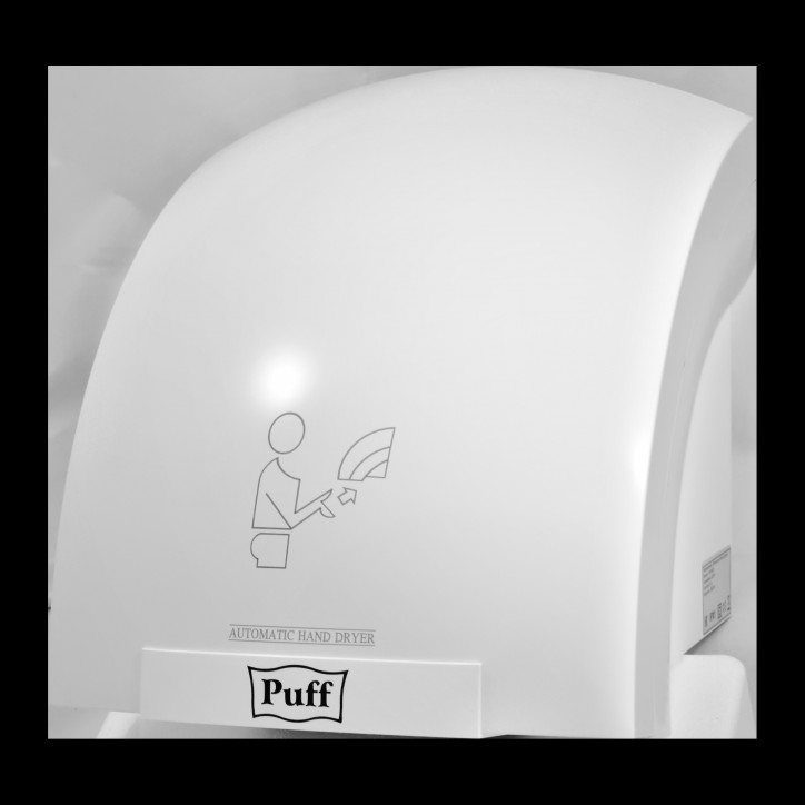 Сушилка для рук электрическая PUFF-8820 2кВт Сушилка для рук электрическая PUFF-8820 2кВт