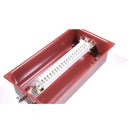 Коробка клеммная У614А УХЛ1,5 IP65 без отверстий